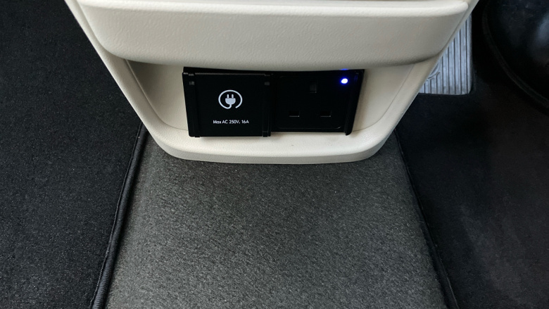 Hyundai INSTER 85kW 02 49kWh 5dr Auto Electric Hatchback